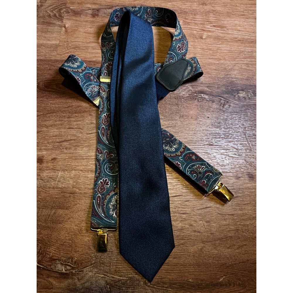 Haggar Necktie and Suspenders Set Mens Navy Blue Paisley Gold Hardware Excellent
